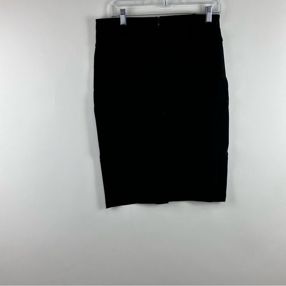 Body Central Women's Knee Length Stretch Pencil Skirt - Picture 4 of 8